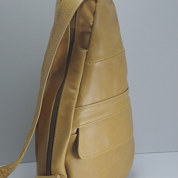 Leather Backpack Ergo Sling Bag - Picture 4 of 8